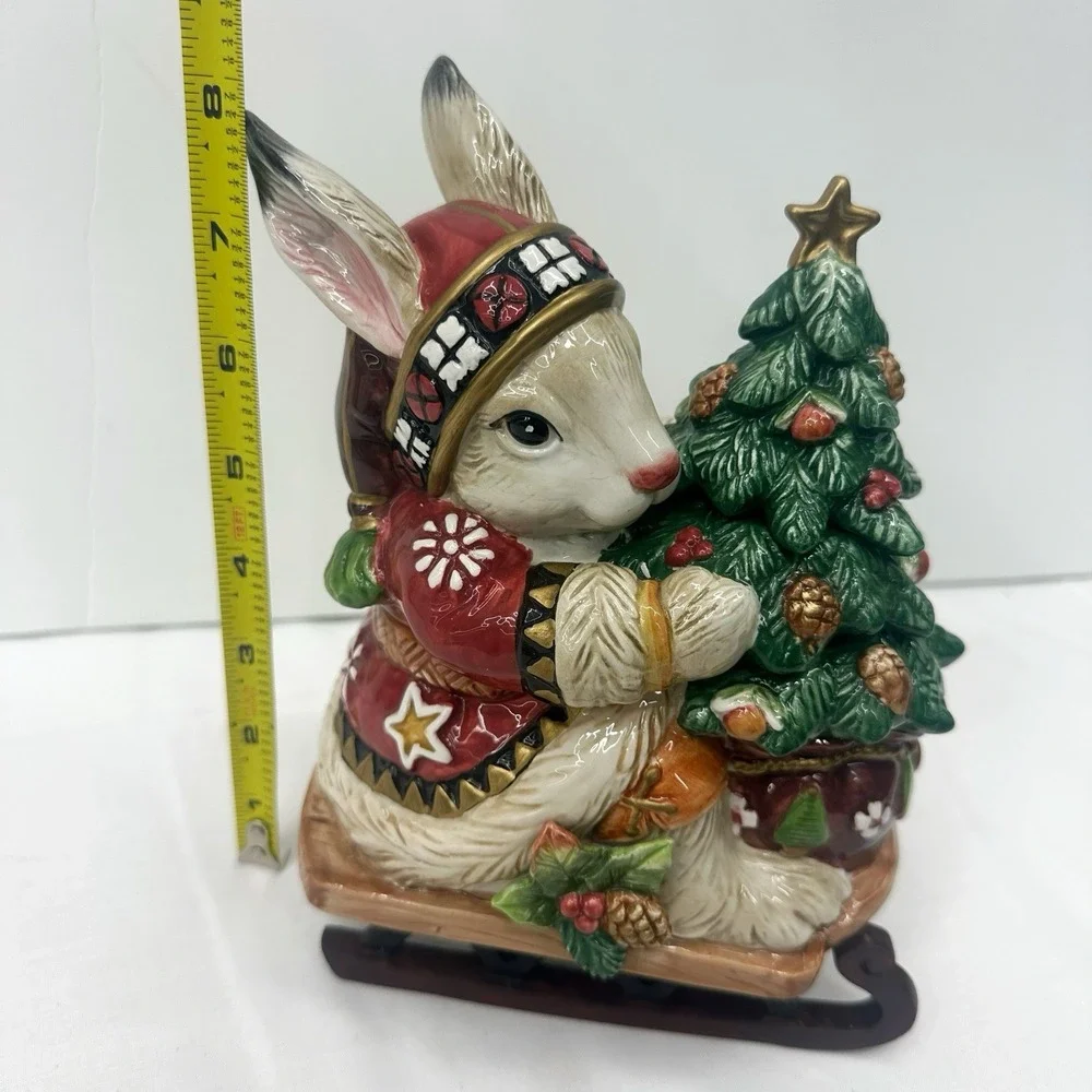 Fitz and Floyd Christmas Lodge Rabbit On A Sleigh With Tree Cookie jar W / Box‎